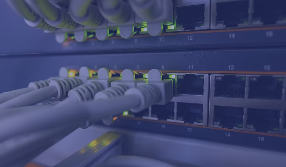 Câblage réseau structuré et baie de brassage – Network Systems Île-de-France